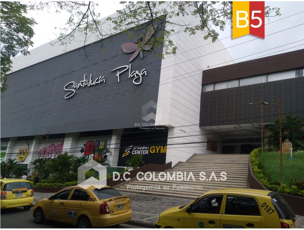 Local en Venta en el Centro Comercial Santa Lucia en Neiva