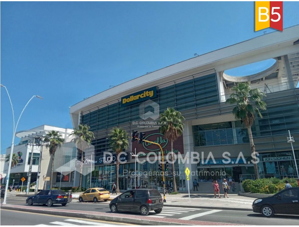 Venta de Local en el Centro Comercial Arrecife en Santa Marta